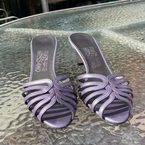 Salvatore Ferragamo Metallic Purple Leather Heels Size 8B - Picture 8 of 16